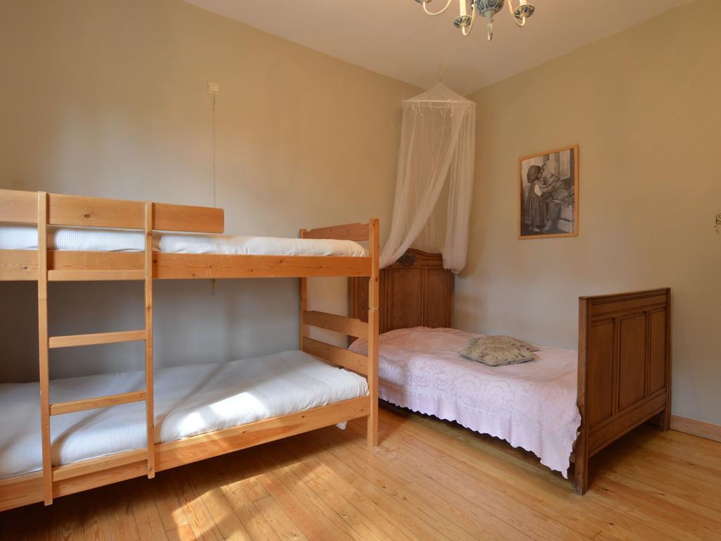 Furnished Bungalow In Monceau En Ardenne With Garden Barbecue Oizy Szoba fotó