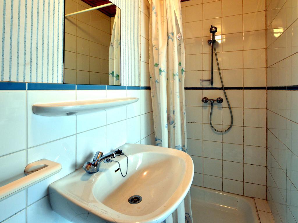 Furnished Bungalow In Monceau En Ardenne With Garden Barbecue Oizy Kültér fotó