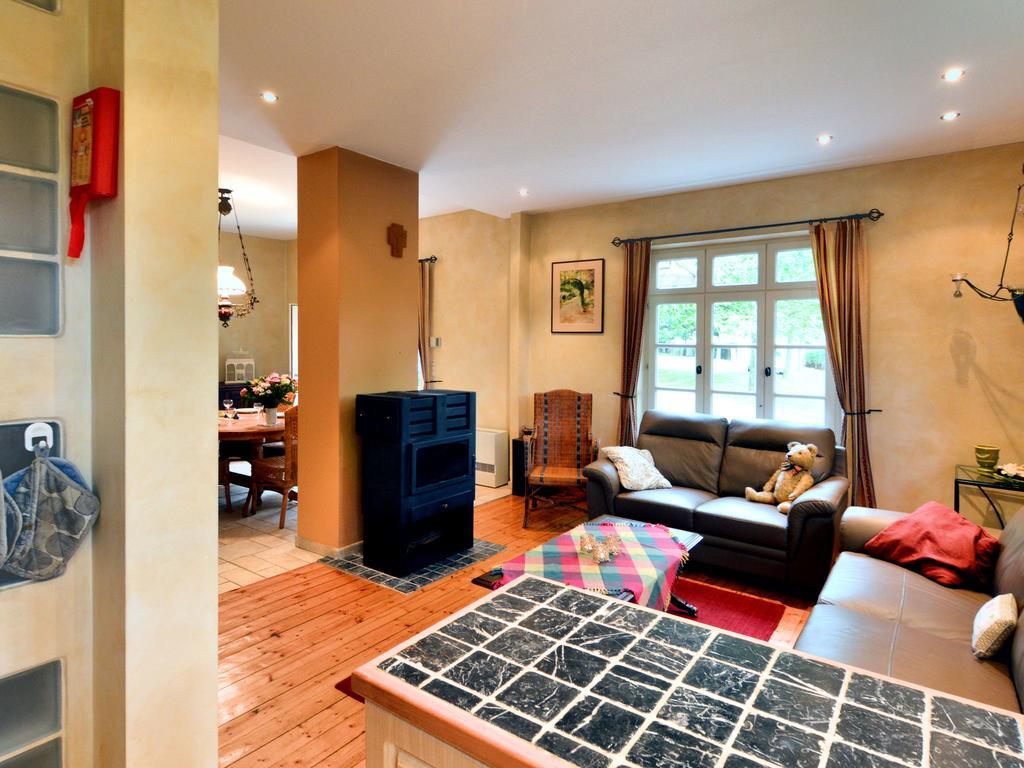 Furnished Bungalow In Monceau En Ardenne With Garden Barbecue Oizy Kültér fotó